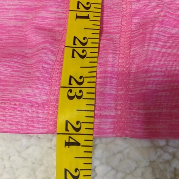 Reebok pink activewear top - Picture 14 of 14